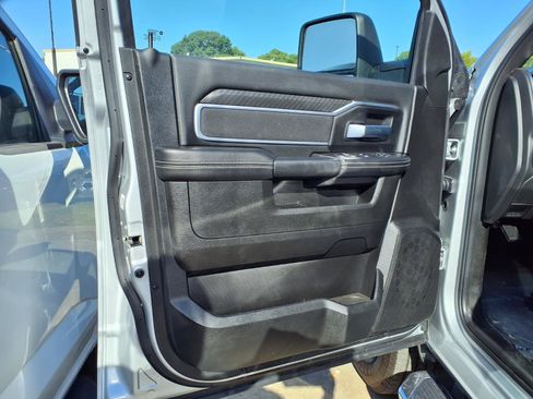 Used 2026 RAM 2500 Big Horn AWD/4WD image 17
