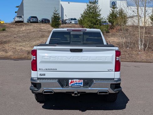 Used 2020 Chevrolet Silverado 1500 LTZ AWD/4WD image 6