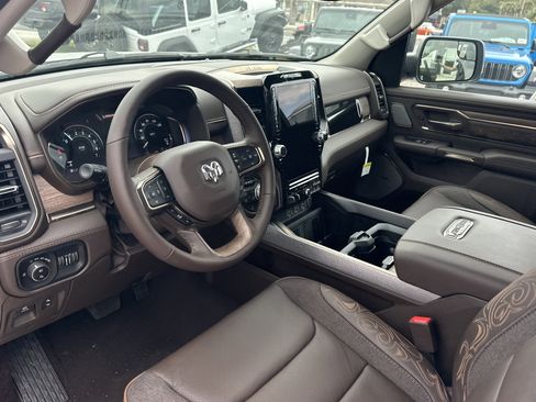 New 2026 RAM 1500 Limited w/ Trailer Tow Group image 13