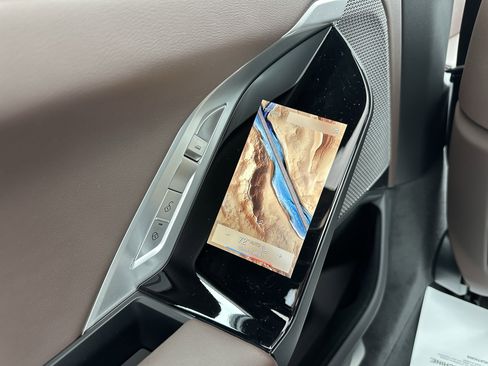 New 2025 BMW i7 xDrive60 image 20