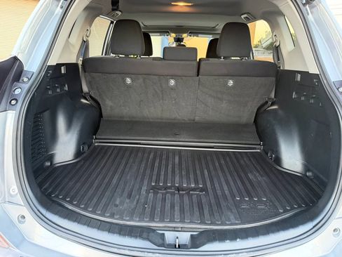 Used 2017 Toyota RAV4 XLE w/ All Weather Liner Package AWD/4WD image 16