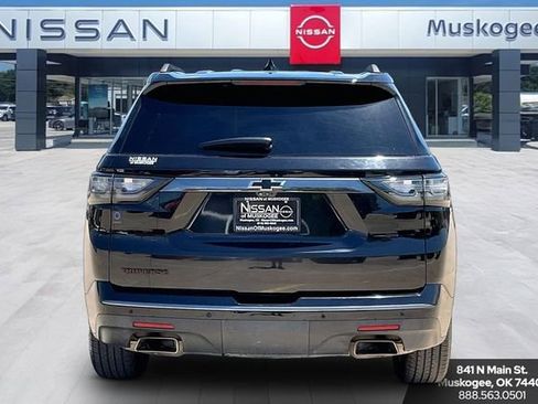 Used 2020 Chevrolet Traverse Premier FWD image 6