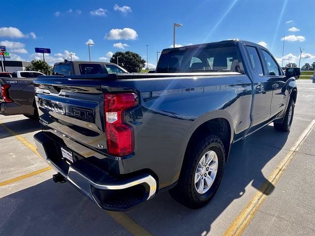 Used 2020 Chevrolet Silverado 1500 LT w/ Texas Edition RWD image 3