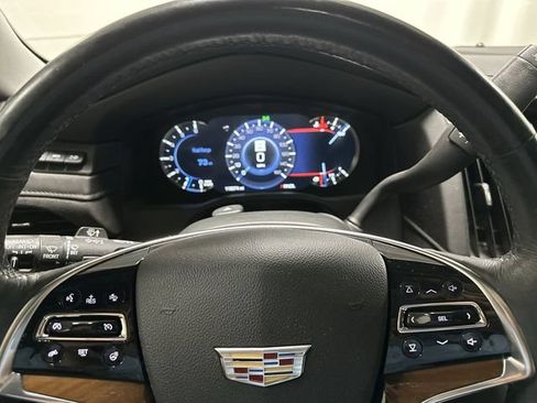 Used 2020 Cadillac Escalade Premium Luxury AWD/4WD image 10