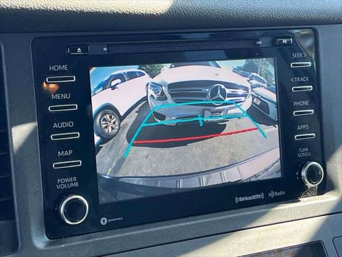 Certified 2020 Toyota Sienna XLE image 34