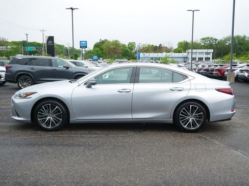 New 2025 Lexus ES 350 w/ Premium Package FWD image 3