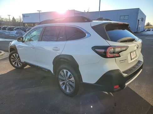 Certified 2025 Subaru Outback Limited image 6