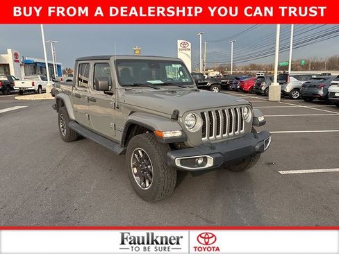 Used 2020 Jeep Gladiator Overland w/ Safety Group image 1