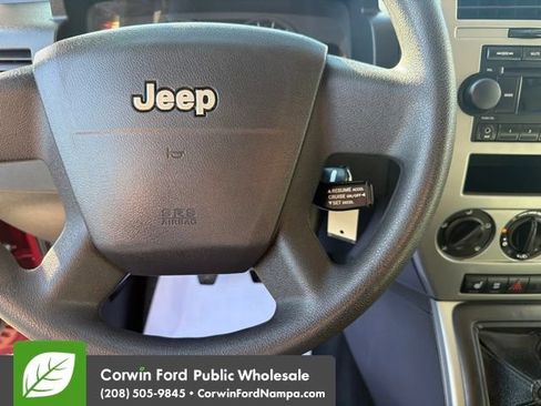 Used 2007 Jeep Compass Sport FWD image 15