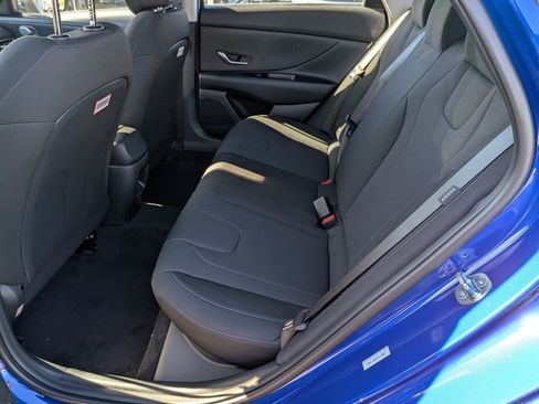 New 2026 Hyundai Elantra SE image 19