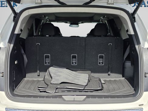 Used 2025 Subaru Ascent Touring w/ Popular Package #1 image 13