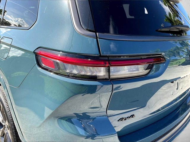 New 2026 Jeep Grand Cherokee L Limited AWD/4WD image 24