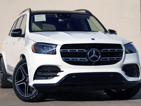 Used 2023 Mercedes-Benz GLS 450 4MATIC image 4