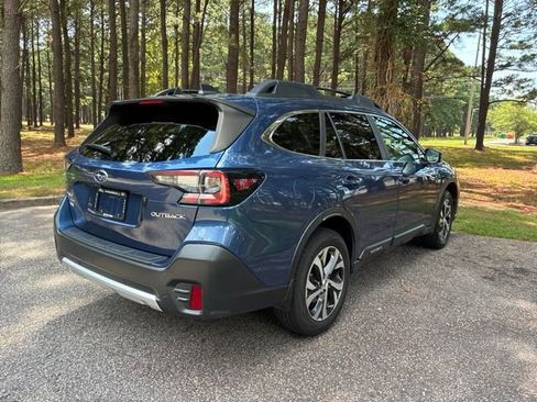 Used 2020 Subaru Outback Limited w/ Popular Package #2 AWD/4WD image 3