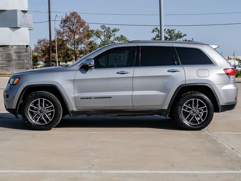 Used 2020 Jeep Grand Cherokee Limited w/ Luxury Group II RWD image 12