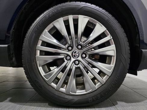 Used 2021 Toyota Venza Limited w/ Advanced Technology Package AWD/4WD image 25