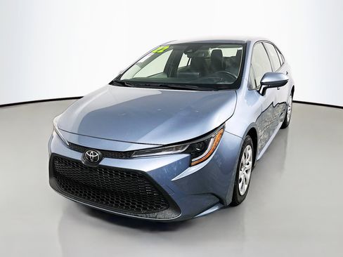 Used 2022 Toyota Corolla LE image 10