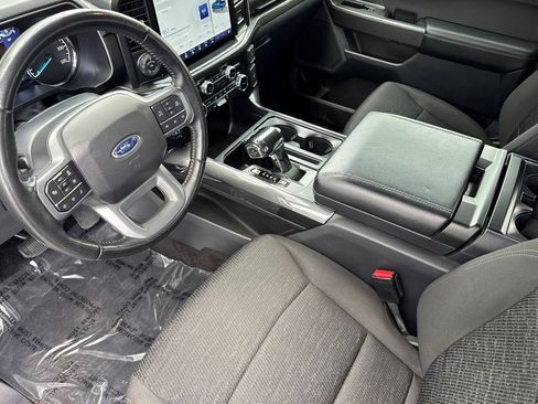 Used 2022 Ford F150 XLT w/ Equipment Group 302A High AWD/4WD image 10