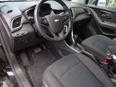 Used 2020 Chevrolet Trax LS w/ Tint and Cruise Package image 19