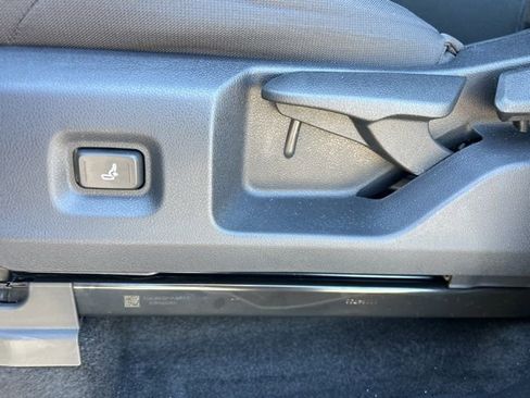 Used 2026 Toyota Tacoma SR image 16