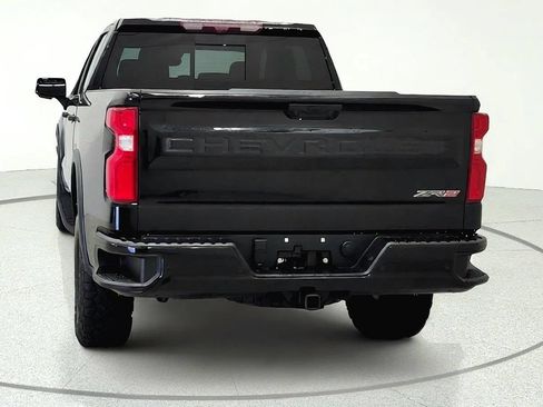 Used 2025 Chevrolet Silverado 1500 ZR2 w/ Technology Package AWD/4WD image 7