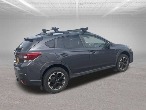 Used 2021 Subaru Crosstrek 2.0i Premium AWD/4WD image 2