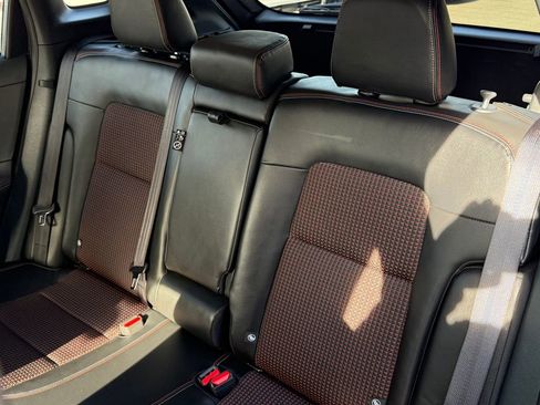 Used 2025 Nissan Kicks SR image 22