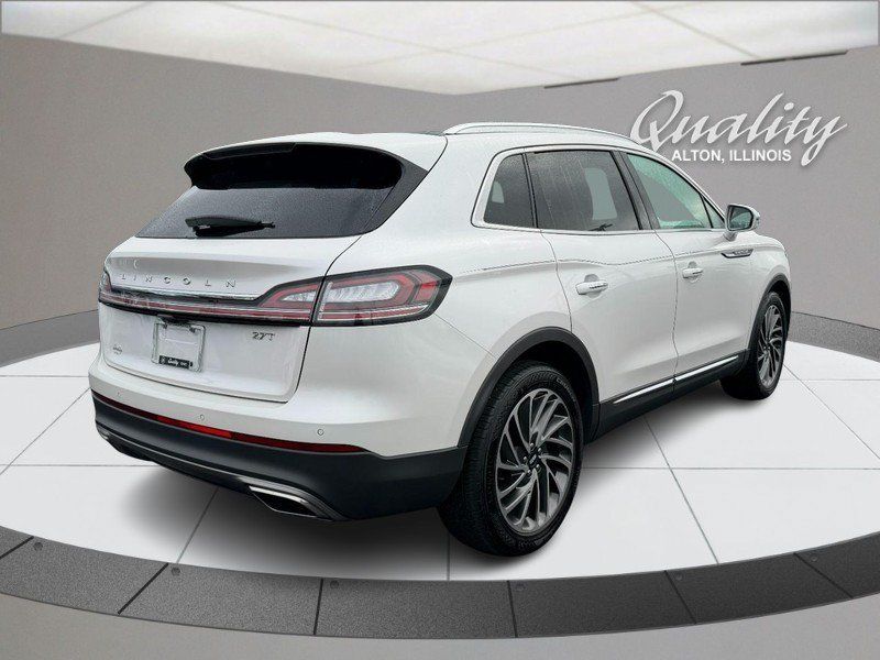 Used 2019 Lincoln Nautilus Reserve FWD image 4