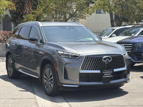 Certified 2026 INFINITI QX60 Luxe w/ Cargo Package FWD image 2