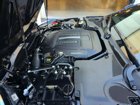 Used 2016 Jaguar F-TYPE Coupe image 27