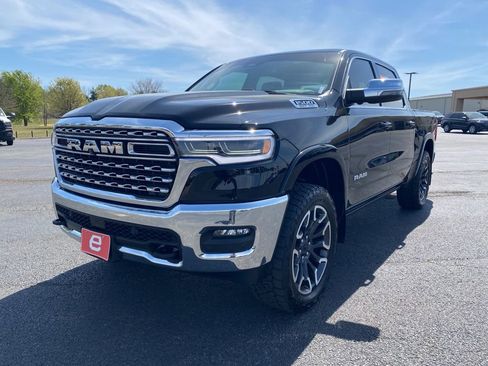 Used 2025 RAM 1500 Limited image 3