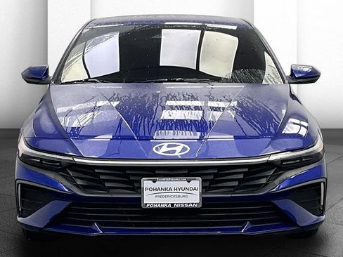 Certified 2024 Hyundai Elantra SE image 2