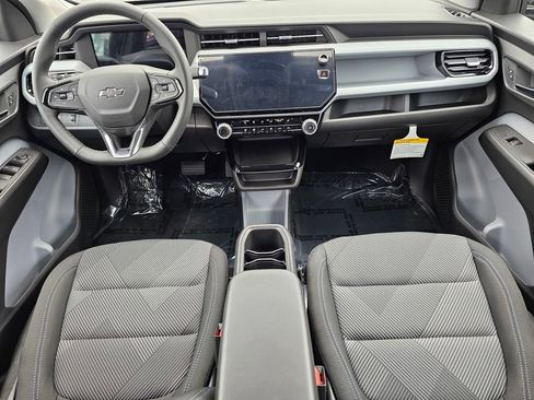 New 2027 Chevrolet Bolt LT w/ Comfort Package FWD image 15