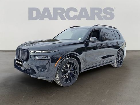 Certified 2026 BMW X7 xDrive40i w/ Executive Package image 3