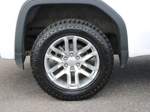 Used 2021 GMC Sierra 1500 SLE w/ X31 Off-Road Package AWD/4WD image 16