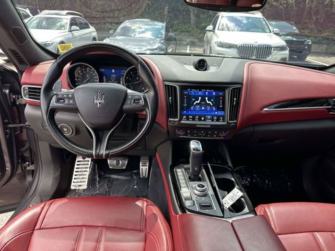 Used 2020 Maserati Levante GranSport AWD/4WD image 20