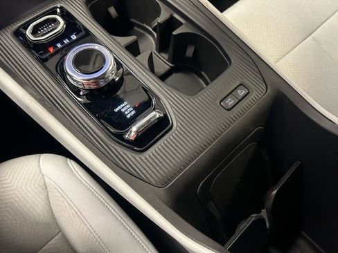 New 2026 Jeep Cherokee Laredo AWD/4WD image 17