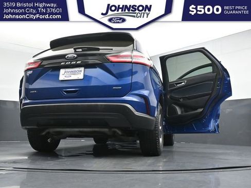 Certified 2023 Ford Edge SEL w/ Sport Appearance Package AWD/4WD image 38