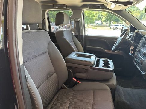 Used 2019 Chevrolet Silverado 1500 LT RWD image 16