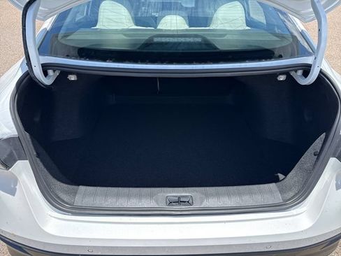 New 2026 Nissan Sentra SL w/ Floor Mat Package FWD image 22