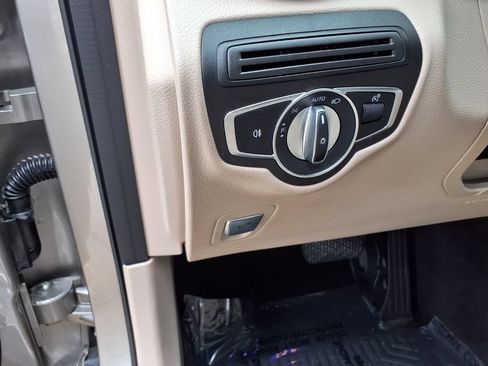 Used 2020 Mercedes-Benz GLC 300 image 20