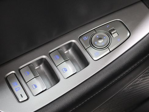 Used 2023 Hyundai Palisade Limited FWD image 7