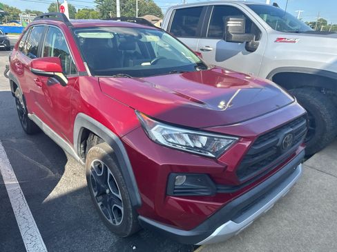 Used 2019 Toyota RAV4 Adventure AWD/4WD image 2