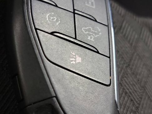 Used 2022 Chevrolet Silverado 1500 Custom image 31