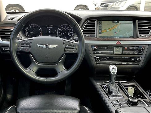 Used 2017 Genesis G80 3.8 w/ Option Group 03 image 7