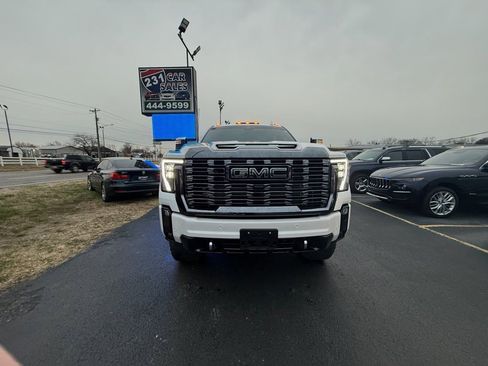Used 2024 GMC Sierra 3500 Denali Ultimate image 10