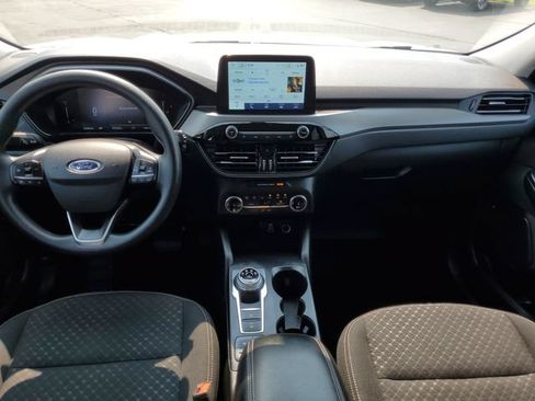 Certified 2025 Ford Escape Active AWD/4WD image 27