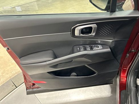 New 2025 Kia Sorento EX w/ Panoramic Sunroof Package image 12