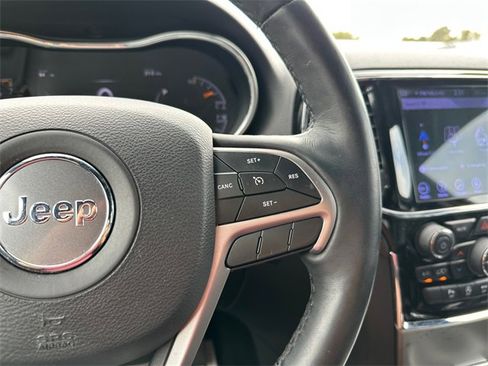 Used 2019 Jeep Grand Cherokee Altitude image 22