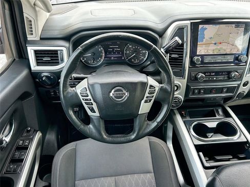 Used 2021 Nissan Titan SV w/ SV Convenience Package AWD/4WD image 22
